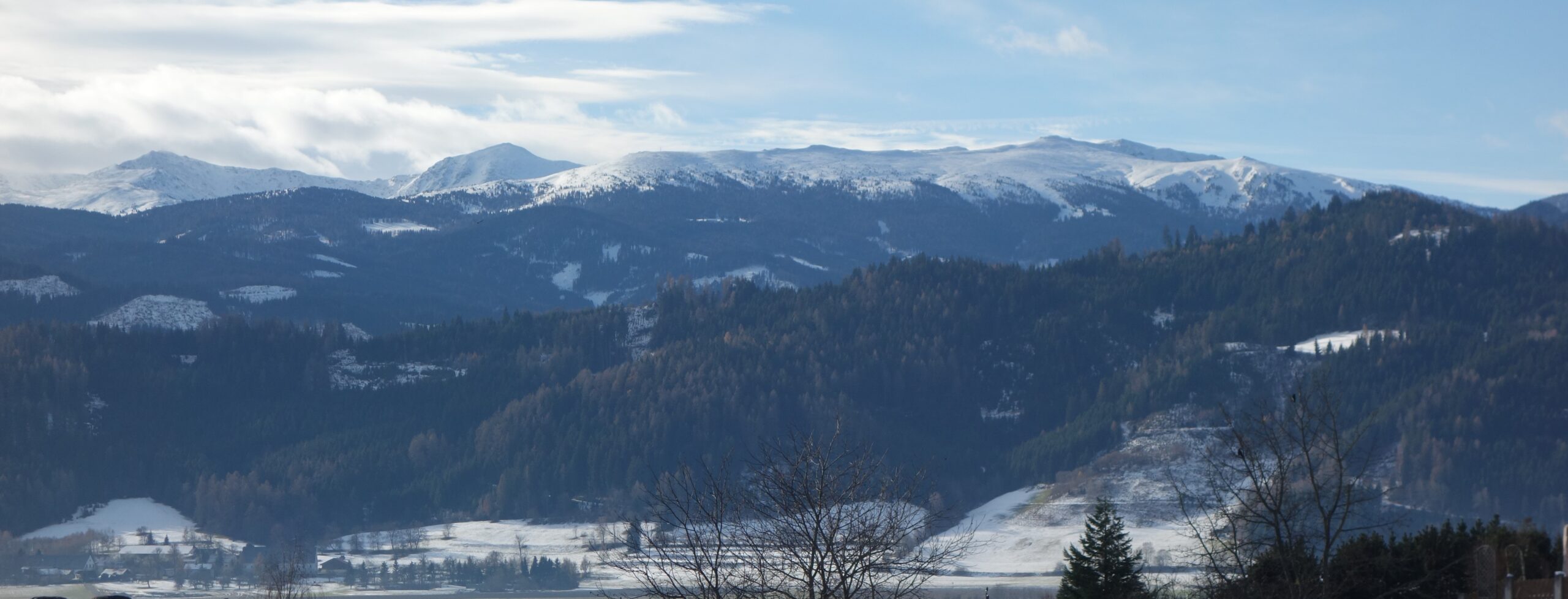 Blick über die Berge des Murtals